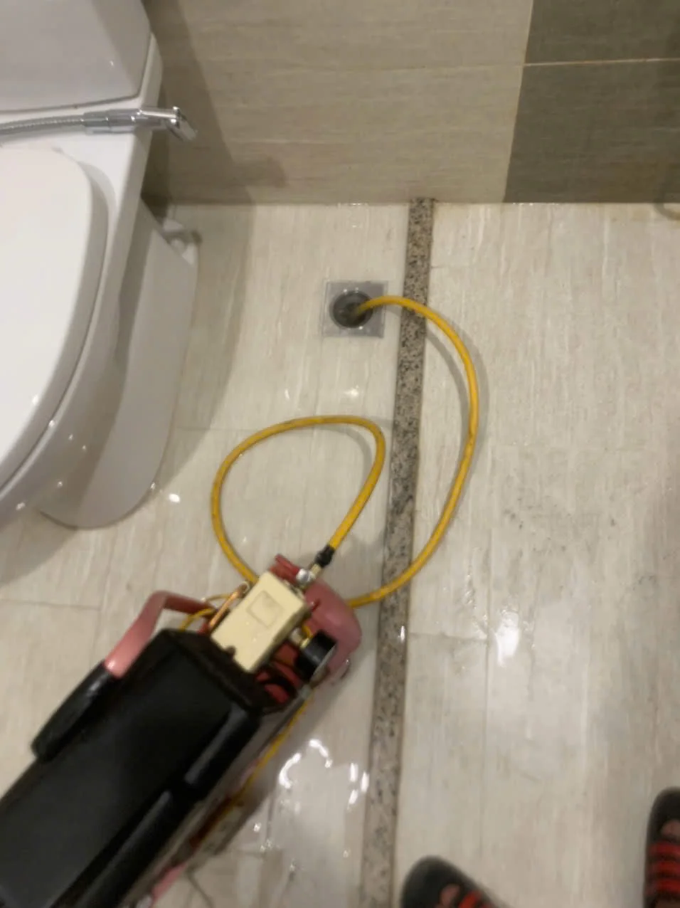 Thiết bị máy móc hiện đại